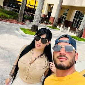 Meet your Posher, Dayana